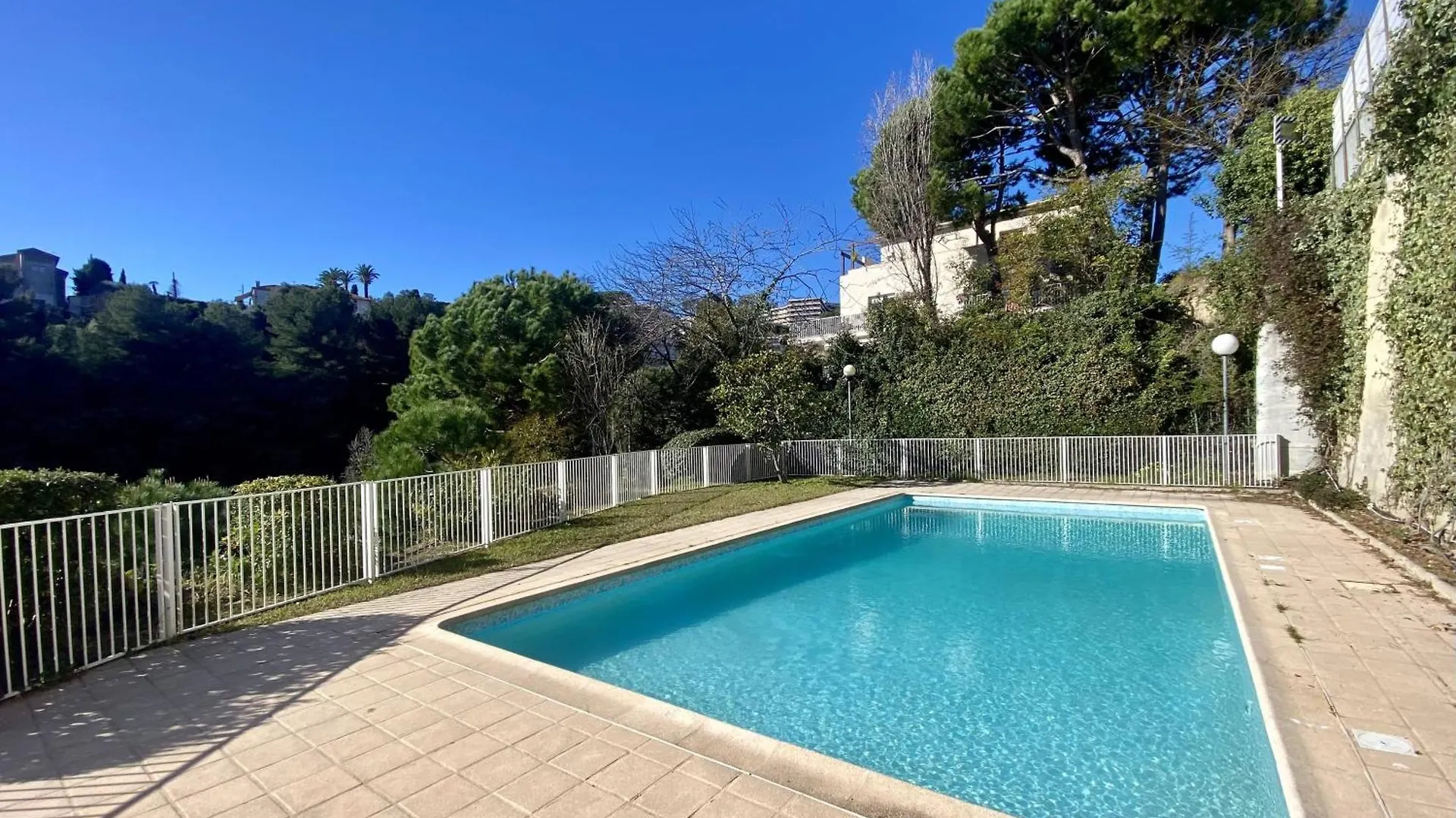 Apartment Nice Ouest 2P Sea View, Pool, Quiet